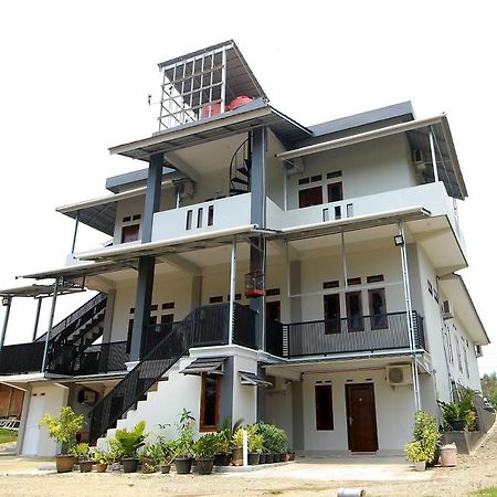 Oyo 739 Guest House Si Kancil Bengkulu Exterior foto