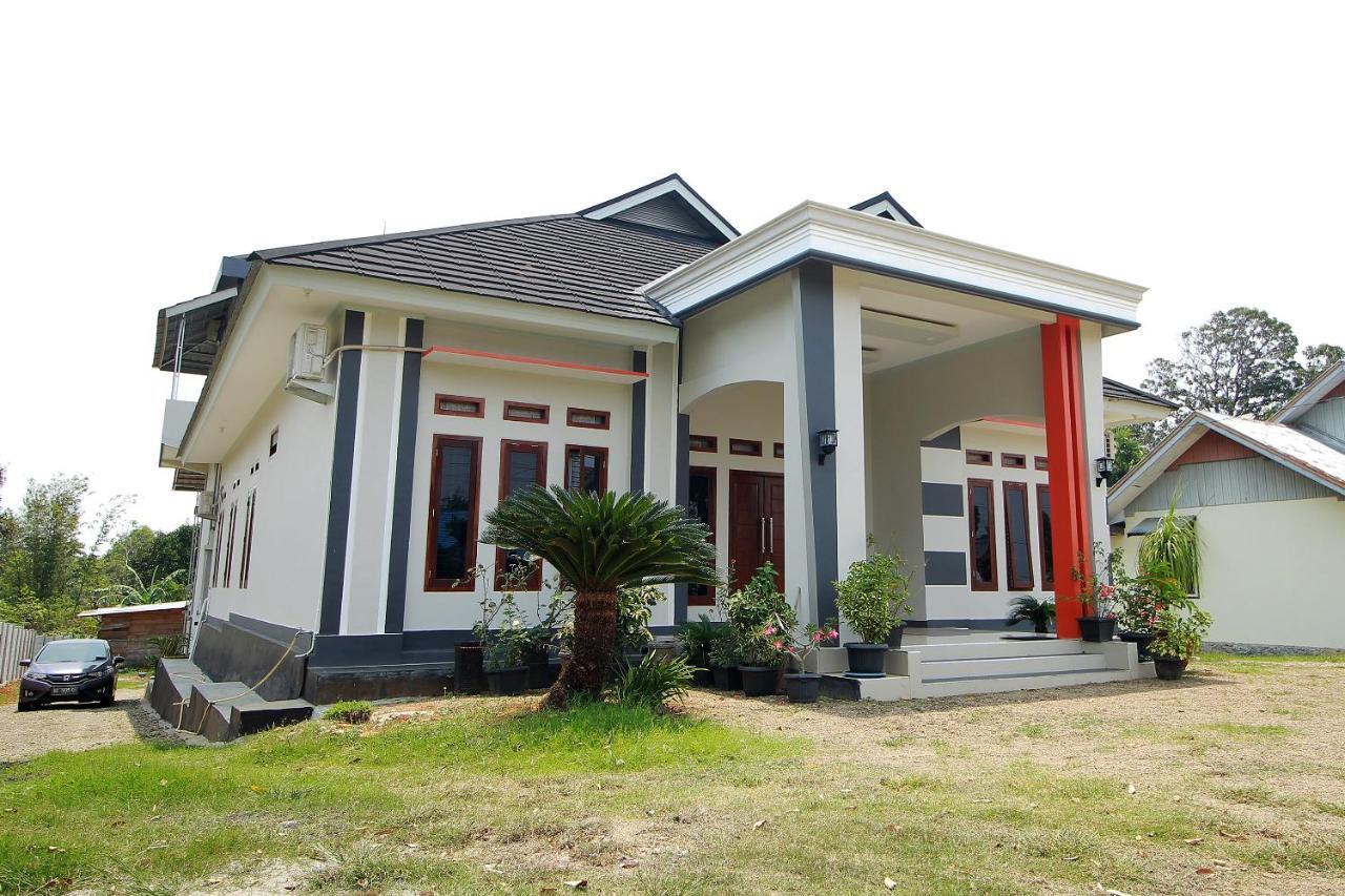 Oyo 739 Guest House Si Kancil Bengkulu Exterior foto