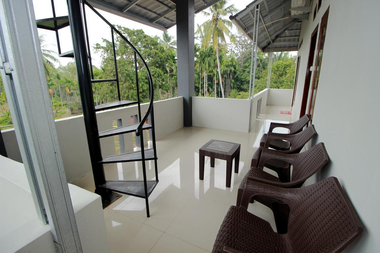 Oyo 739 Guest House Si Kancil Bengkulu Exterior foto